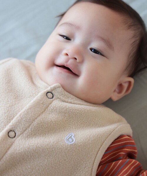 こども ビームス(コドモビームス)の「ベビー フリース ベスト 2025FW(70~80cm)(ベスト・キッズ・ネイビー/ホワイト系その他5/ブラウン・80/70)」の9枚目の写真