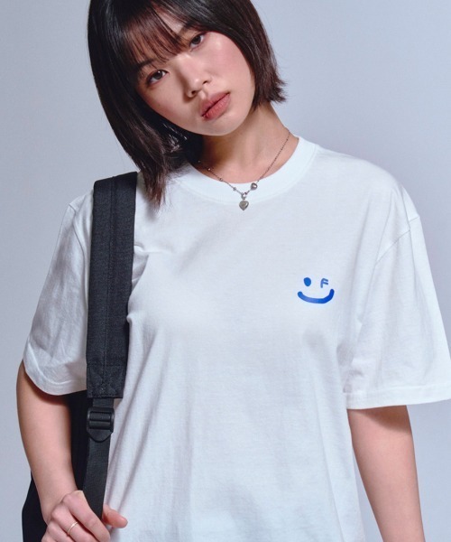 tシャツ 「日本未発売」GRAVER(グレーバー)/スマイル ワンポイントロゴ 半袖 Tシャツ/Small Drawing Smile Short S セール】【日本未発売】GRAVER(グレーバー)/スマイル ワン