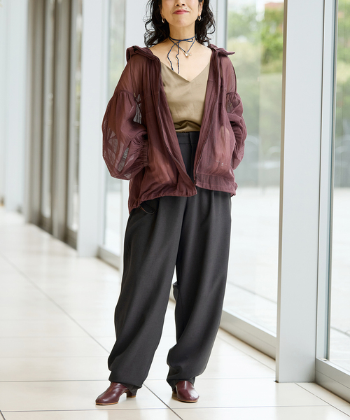 IENA LA BOUCLE（イエナラブークル）の「IENA LA BOUCLE カーブボリュームパンツ（スラックス・レディース・グレー・34/36/38）」の6枚目の写真