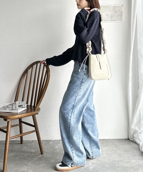 classicalelf（クラシカルエルフ）の「ドロースハンドルフェイクレザーフラップハンドル２Wayショルダーバッグ(ハンドバッグ)（ショルダーバッグ・レディース・ブラック/アイボリー/ブラウン・ONE SIZE）」の8枚目の写真