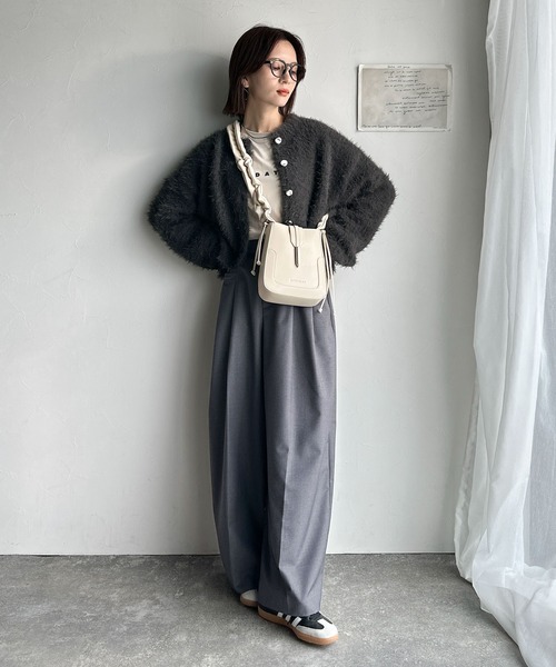 classicalelf（クラシカルエルフ）の「ドロースハンドルフェイクレザーフラップハンドル２Wayショルダーバッグ(ハンドバッグ)（ショルダーバッグ・レディース・ブラック/アイボリー/ブラウン・ONE SIZE）」の5枚目の写真