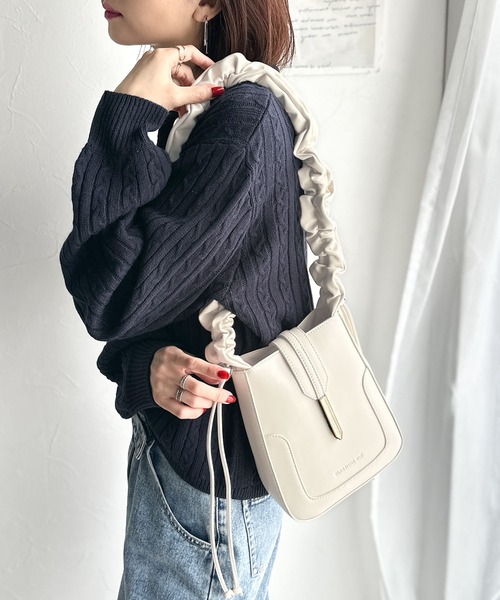 classicalelf（クラシカルエルフ）の「ドロースハンドルフェイクレザーフラップハンドル２Wayショルダーバッグ(ハンドバッグ)（ショルダーバッグ・レディース・ブラック/アイボリー/ブラウン・ONE SIZE）」の20枚目の写真