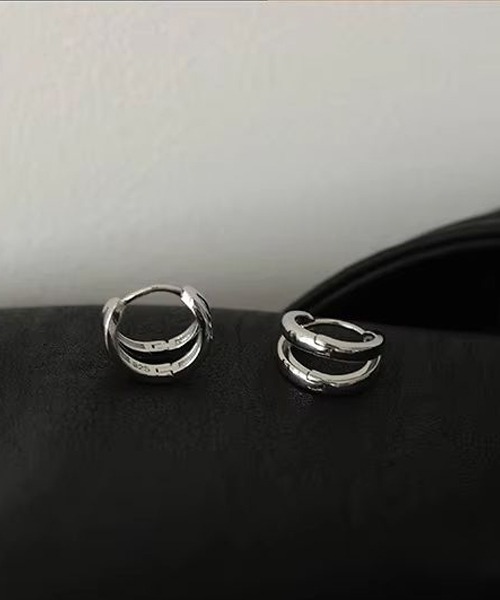 WARAIJOGO(ワライジョウゴ)の「【WARAIJOGO】EK199/ダブルフープリングピアス/両耳用(NEZ)(ピアス(両耳用)・メンズ・シルバー・FREE)」の3枚目の写真