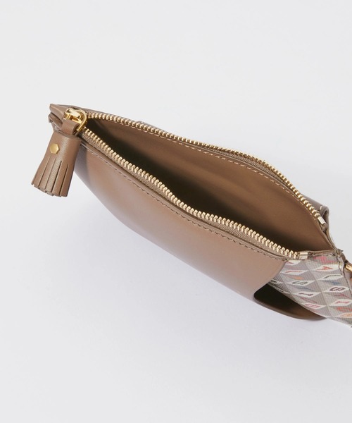 ANYA HINDMARCH(アニヤハインドマーチ)の「ANYA HINDMARCH I AM A PLASTIC アニヤハインドマーチ フォンケース(ショルダーバッグ・レディース・ライトブラウン・FREE)」の10枚目の写真
