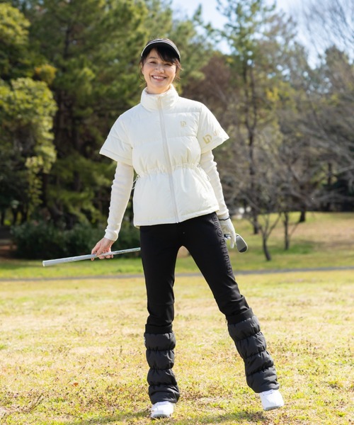UNDOVE(アンドゥーブ)の「UNDOVEgolf【三枝こころコラボ】袖取り外し可能!中わたジャケット (ゴルフウェア/レディースゴルフウェア/golf/ゴルフ/スポーツウェア/はっ水/UVカット/2WAY)(ゴルフグッズ・レディース・ブラック/ライトベージュ・MEDIUM/LARGE/X-LARGE)」の22枚目の写真