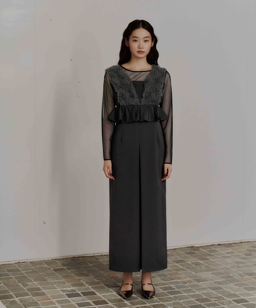 ANDRESD（アンドレスド）の「ボリュームチュールペプラムドレス / volume tulle peplum dress（ドレス・レディース・ブラック/チャコール/グレイッシュベージュ・M/S/L）」の17枚目の写真