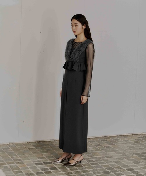 ANDRESD（アンドレスド）の「ボリュームチュールペプラムドレス / volume tulle peplum dress（ドレス・レディース・ブラック/チャコール/グレイッシュベージュ・M/S/L）」の18枚目の写真