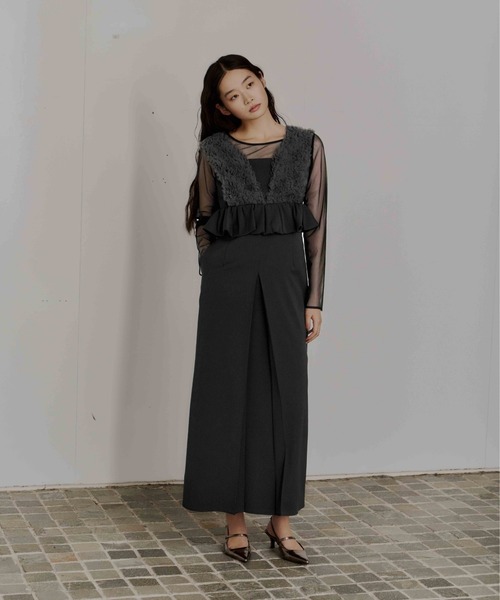 ANDRESD（アンドレスド）の「ボリュームチュールペプラムドレス / volume tulle peplum dress（ドレス・レディース・ブラック/チャコール/グレイッシュベージュ・M/S/L）」の15枚目の写真