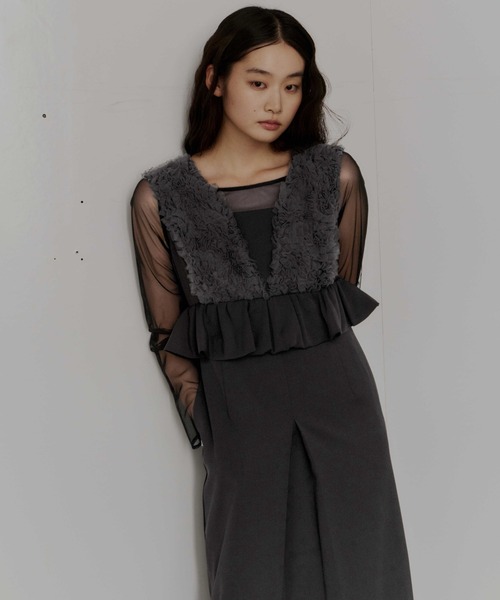 ANDRESD（アンドレスド）の「ボリュームチュールペプラムドレス / volume tulle peplum dress（ドレス・レディース・ブラック/チャコール/グレイッシュベージュ・M/S/L）」の21枚目の写真