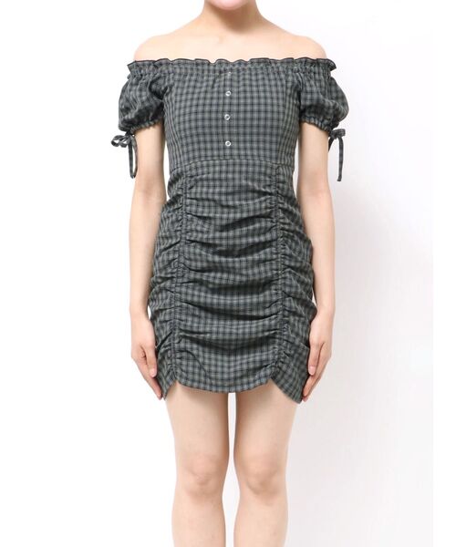 EMODA（エモダ）の「オフショルダーミニギャザーワンピース（ワンピース・レディース・グリーン/ベージュ/ブラック・FREE）」の22枚目の写真