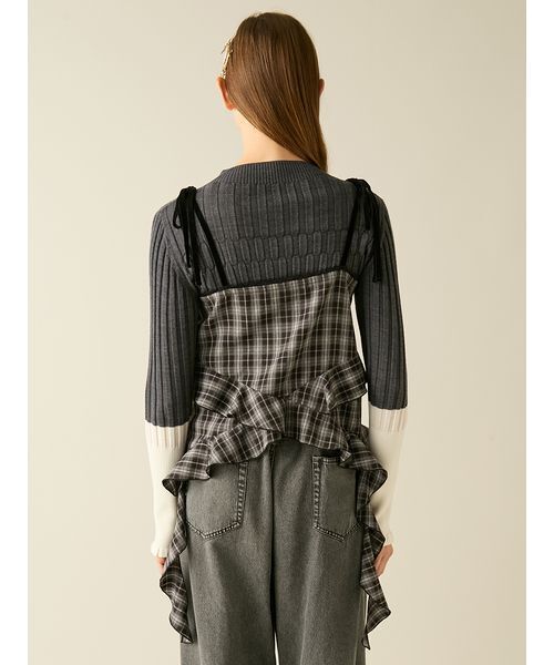 FURFUR(ファーファー)の「フリルキャミトップス(キャミソール・レディース・ブラック/レッド/ライトブルー・F)」の9枚目の写真