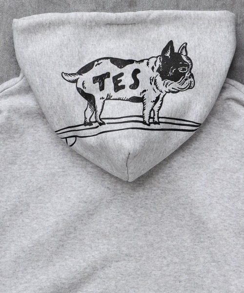 The Endless Summer(エンドレスサマー)の「TES LOCAL CREW ZIP PARKA / スウェットパーカー(パーカー・メンズ・ブラック/チャコール/グレー/ベージュ/ネイビー・SMALL/MEDIUM/LARGE/X-LARGE)」の17枚目の写真