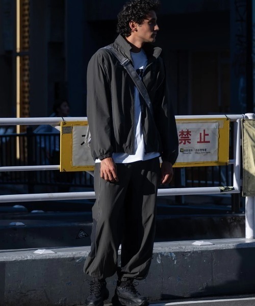 RVCA（ルーカ）の「【RVCA/ルーカ】24AW WIND AND SEA X LIGHT P/ウインダンシーコラボウエストゴムトレーニング・トラックパンツ(SET UP・セットアップ対応可能・空港コーデ）（その他パンツ・メンズ・ブラック/ブラック系その他・MEDIUM/SMALL）」の14枚目の写真