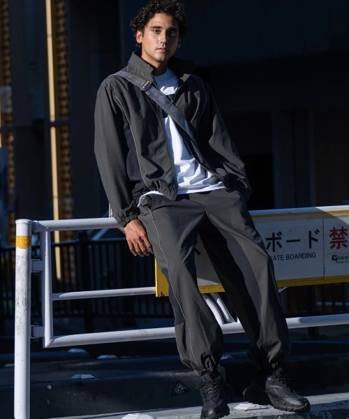 RVCA（ルーカ）の「【RVCA/ルーカ】24AW WIND AND SEA X LIGHT P/ウインダンシーコラボウエストゴムトレーニング・トラックパンツ(SET UP・セットアップ対応可能・空港コーデ）（その他パンツ・メンズ・ブラック/ブラック系その他・MEDIUM/SMALL）」の19枚目の写真