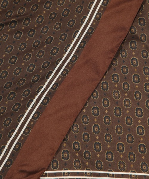 niko and...（ニコアンド）の「オリジナル大判アソートスカーフ（ストール/ショール・レディース・オフホワイト/ブラウン/キャメル/ネイビー・0）」の13枚目の写真