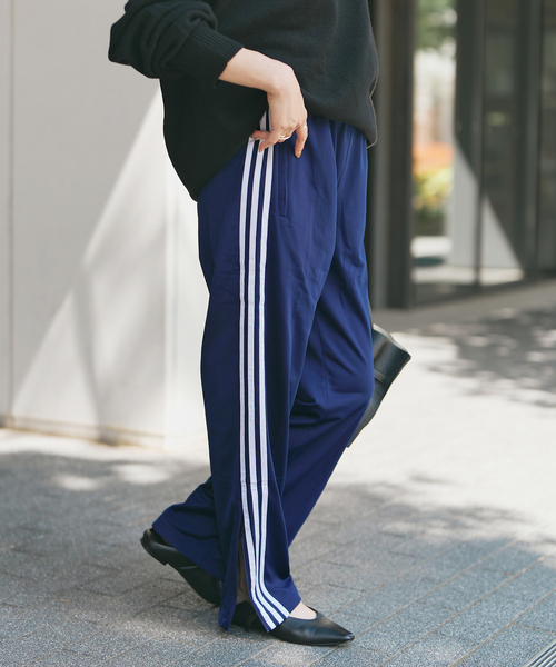 Spick & Span（スピックアンドスパン）の「adidas / アディダス FIREBIRD TP（その他パンツ・レディース・ネイビー・SMALL/MEDIUM）」の5枚目の写真