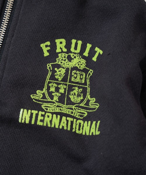 FRUIT OF THE LOOM(フルーツオブザルーム)の「【FRUIT OF THE LOOM】ハーフジップスウェット / キッズ / スポーツ / ユニセックス(スウェット・キッズ・パープル/ブラック・110cm/130cm/150cm)」の7枚目の写真