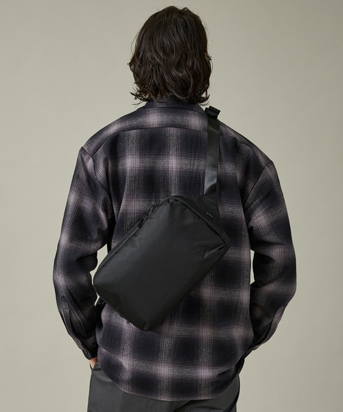 NOIR(ノワール)の「【NoiR / ノワール】Individually Shoulder / インディビジュアリー ショルダー/N25006/4.8L(ショルダーバッグ・メンズ・ブラック系その他/ブラック系その他2・フリー)」の15枚目の写真