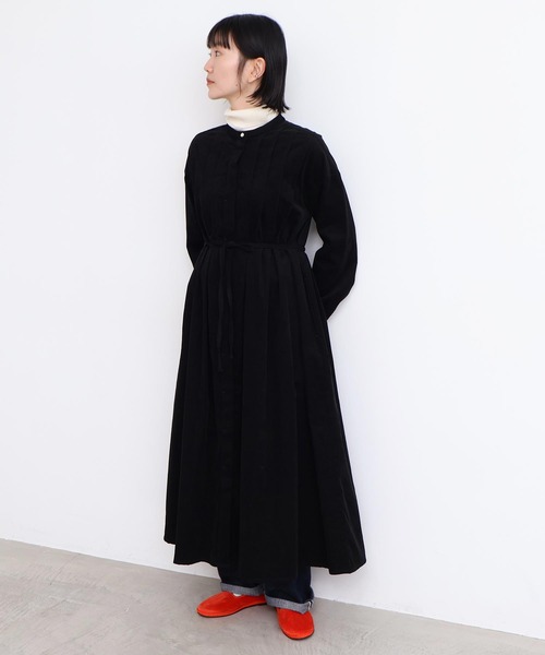 l'atelier du savon（アトリエドサボン）の「21Wシャツコール タック