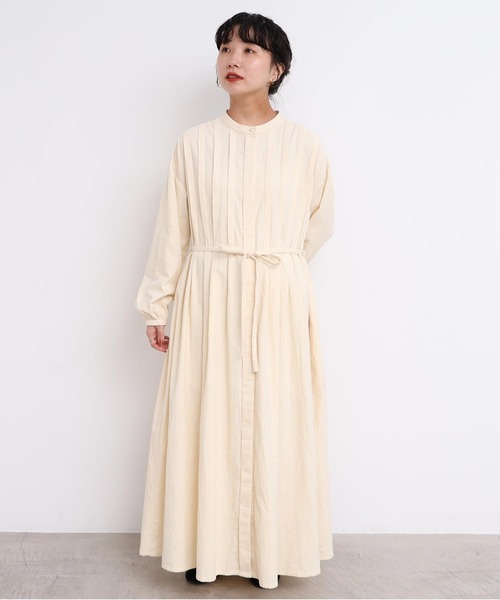 l'atelier du savon（アトリエドサボン）の「21Wシャツコール　タックワンピース（ワンピース・レディース・ブルー/オフホワイト/カーキ/ブラック・FREE）」の9枚目の写真