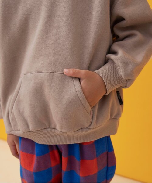 BREEZE(ブリーズ)の「【裏起毛】あったかイロイロパッチトレーナー(スウェット・キッズ・レッド/ブラック/レインボー/ブラウン・100/90/80/140/130/120/110)」の7枚目の写真