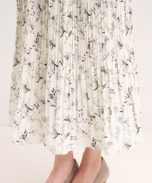 DRESKIP(ドレスキップ)の「【セットアップ可】大人上品な アソートプリーツスカート(スカート・レディース・ブラック/ブラック系5/ネイビー系5/グリーン系/アイボリー系6・00)」の19枚目の写真