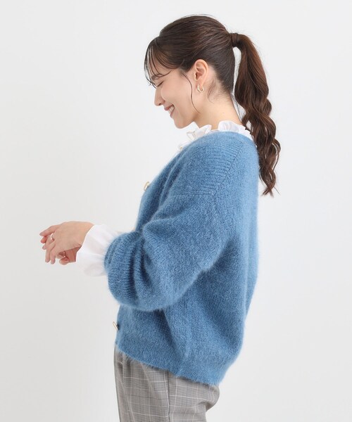 DRESKIP(ドレスキップ)の「【S-LL】ふわふわシャギー 大人レディなカーディガン(カーディガン/ボレロ・レディース・チャコールグレー/ナチュラル/ブラウン系/イエロー/ピンク系/ブルー・01/02/03/04)」の12枚目の写真