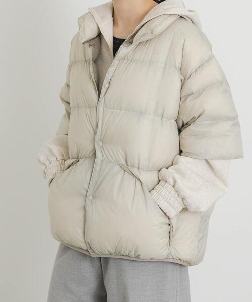 TAION（タイオン）の「『別注』TAION×EKAL　ハーフスリーブダウンジャケット（ダウンジャケット/コート・メンズ・グレー/ブラック・MEDIUM/LARGE）」の5枚目の写真