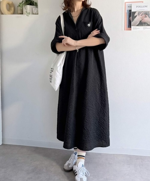 classicalelf(クラシカルエルフ)の「【接触冷感機能付き】サラッと着こなす。胸刺繍入りポケットデザインロールアップサッカーワンピース(ロング丈)(ワンピース・レディース・ブラウン/ブラック×ホワイト/ブラック・X-LARGE/SMALL/MEDIUM/LARGE)」の12枚目の写真