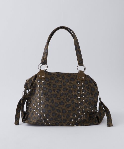 WHO'S WHO gallery（フーズフーギャラリー）の「STUDDED BOSTON BAG（ボストンバッグ・レディース・ブラウン/カーキ/アイボリー/ブラック/キャメル・FREE）」の19枚目の写真