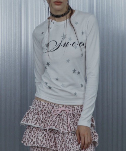 SETUPEXE（セットアップイーエックスイー）の「【SETUP‐EXE】STAR HENLEY NECK TOP / 【セットアップエグゼ】スターヘンリーネック長袖Ｔシャツ（Tシャツ/カットソー・レディース・ブラック/ホワイト・ONE SIZE）」の2枚目の写真