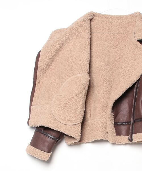 （冬物処分SALE）フェイクムートン　ボア　ライダースジャケット　キャメル 冬物処分SALE）フェイクムートン ボア ライダースジャケット キャメル