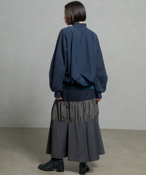 MARECHAL TERRE（マルシャルテル）の「コンビネーションプルオーバー（スウェット・レディース・ベージュ/ダークグリーン/ブラック/ネイビー・MEDIUM）」の7枚目の写真