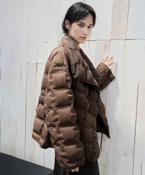 tageechita（タジチタ）の「【tageechita】クリンクル加工 テクスチャー スタンドカラー ダウンジャケット（ダウンジャケット/コート・レディース・ブラウン/ライトオリーブ/ダークネイビー・S/M）」の7枚目の写真