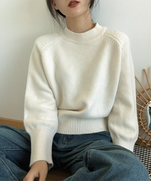 Beststore(ベストストア)の「クールネックニット オーバーサイズニットセーター(ニット/セーター・レディース・ホワイト/ベージュ/ダークブルー/ダークグリーン/ブルー/ブラック/ブラウン系その他・FREE)」の2枚目の写真