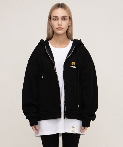 GRAVER（グレーバー）の「[UNISEX]ドットボード刺繍フード集業_ブラック（パーカー・レディース・ブラック・MEDIUM/LARGE）」の3枚目の写真