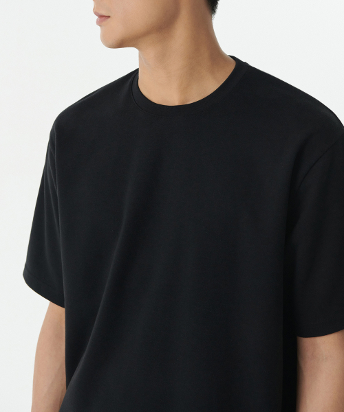 MUSINSA STANDARD（ムシンサスタンダード）の「オプティマルリラックスドクルーネックTシャツ[ブラック]（Tシャツ/カットソー・メンズ・その他・XX-LARGE/XXX-LARGE/LARGE/MEDIUM/SMALL/X-LARGE）」の4枚目の写真
