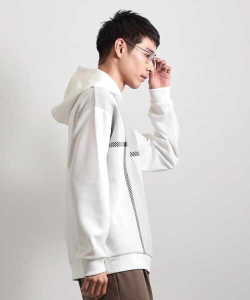 THE SHOP TK （ザ ショップ ティーケー ）の「【大人の休日スタイルにはこれ！】フロントチェック柄ニットパーカ　洗濯機OK（パーカー・メンズ・ベージュ系1/ネイビー系1/ホワイト系4・04/03/02）」の4枚目の写真