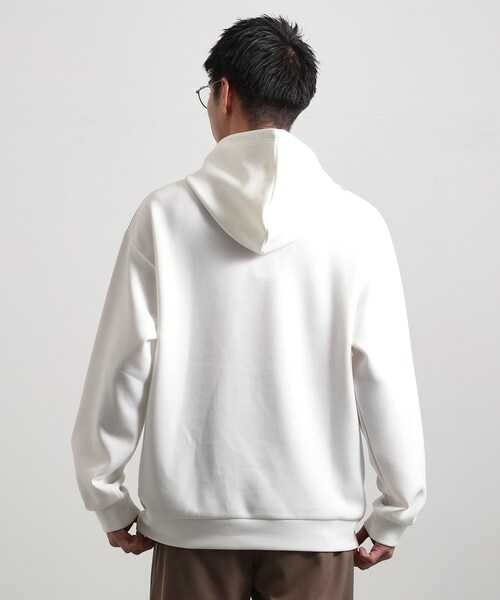 THE SHOP TK （ザ ショップ ティーケー ）の「【大人の休日スタイルにはこれ！】フロントチェック柄ニットパーカ　洗濯機OK（パーカー・メンズ・ベージュ系1/ネイビー系1/ホワイト系4・04/03/02）」の5枚目の写真