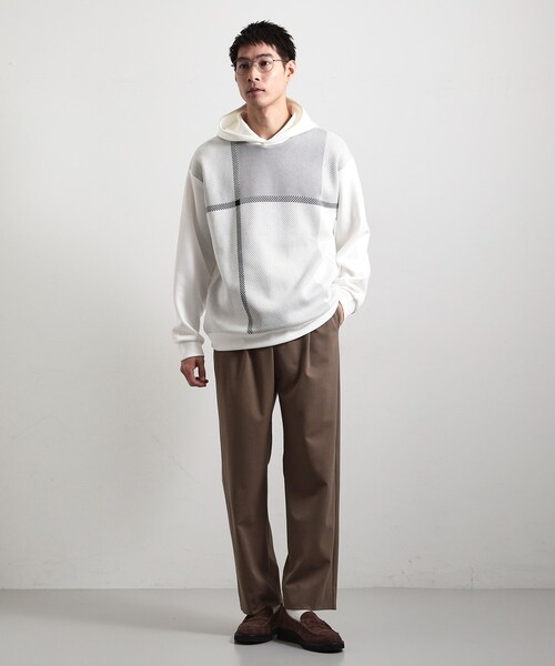 THE SHOP TK （ザ ショップ ティーケー ）の「【大人の休日スタイルにはこれ！】フロントチェック柄ニットパーカ　洗濯機OK（パーカー・メンズ・ベージュ系1/ネイビー系1/ホワイト系4・04/03/02）」の6枚目の写真