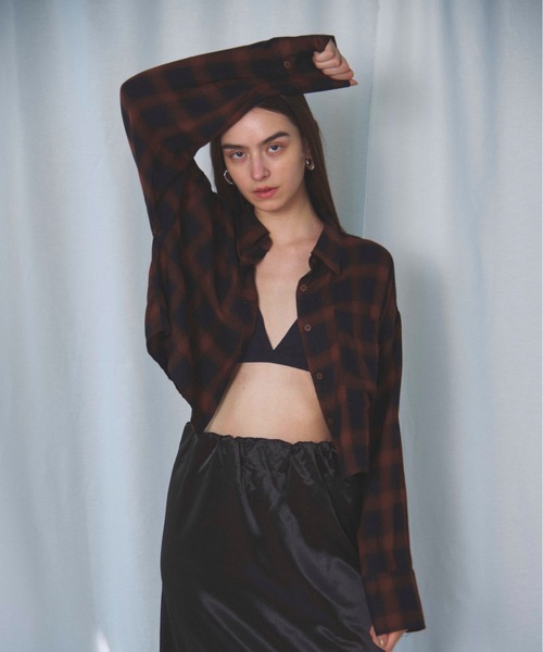 CIEL'AIR（シエルエアー）の「CHECK SHORT SHIRT（ﾁｪｯｸｼｮｰﾄｼｬﾂ）（シャツ/ブラウス・レディース・ブラック/オレンジ・FREE）」の3枚目の写真