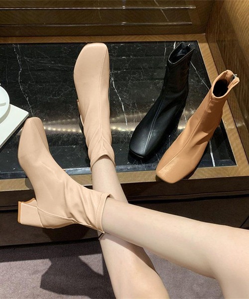 shoes365（シューズスリーシックスファイヴ）の「スクエアトゥ ショートブーツ（ブーツ・レディース・ブラック/ライトベージュ/ベージュ・23.0cm/23.5cm/24.0cm/24.5cm/25.0cm/23.5㎝）」の9枚目の写真