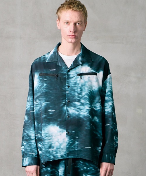 VIRGOwearworks(ヴァルゴウェアワークス)の「FOREST SIGN LONGSHIRT(シャツ/ブラウス・メンズ・グリーン/ネイビー/ブラック・2/3/4)」の2枚目の写真