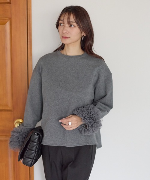 Neige(ネージュ)の「袖チュールフリルスウェットトップス(スウェット・レディース・ブラック/ピンク/グレー・ONE SIZE)」の18枚目の写真