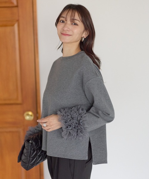 Neige(ネージュ)の「袖チュールフリルスウェットトップス(スウェット・レディース・ブラック/ピンク/グレー・ONE SIZE)」の19枚目の写真