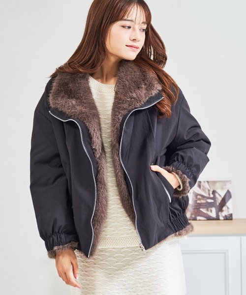 MISCH MASCH(ミッシュマッシュ)の「ZOZO限定 ファー襟ボリュームブルゾン(ブルゾン・レディース・ブラック/カーキ・フリ-)」の7枚目の写真