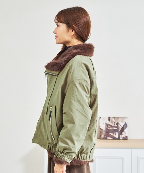 MISCH MASCH(ミッシュマッシュ)の「ZOZO限定 ファー襟ボリュームブルゾン(ブルゾン・レディース・ブラック/カーキ・フリ-)」の12枚目の写真