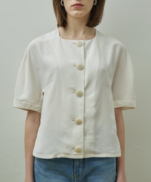 STEP AROUND(ステップアラウンド)の「ハーフスリーブドルマンブラウス_IVORY(シャツ/ブラウス・レディース・その他・MEDIUM/SMALL)」の2枚目の写真