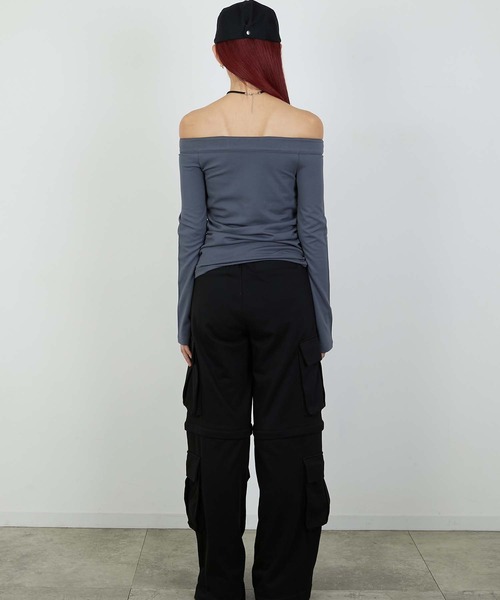 led.tokyo（レッドトウキョウ）の「【led.tokyo】EYELET ONESHOUL/アイレットオフショル（Tシャツ/カットソー・レディース・チャコールグレー/ブラック・FREE）」の13枚目の写真