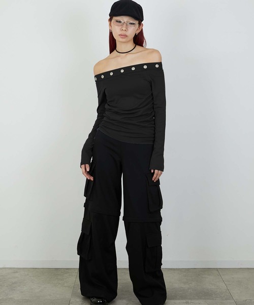 led.tokyo（レッドトウキョウ）の「【led.tokyo】EYELET ONESHOUL/アイレットオフショル（Tシャツ/カットソー・レディース・チャコールグレー/ブラック・FREE）」の7枚目の写真